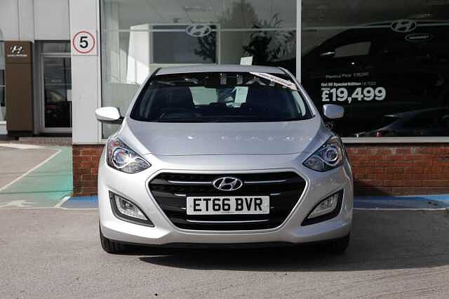 Hyundai i30 1.6 CRDi SE Blue Drive (110 PS) 5 Door