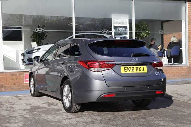 Hyundai I40 TOURER i40 1.7 CRDi SE Nav Blue Drive (141ps) Tourer Silver