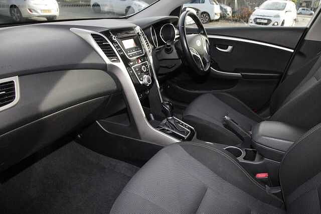 Hyundai i30 1.6 SE (120 PS) 5 Door