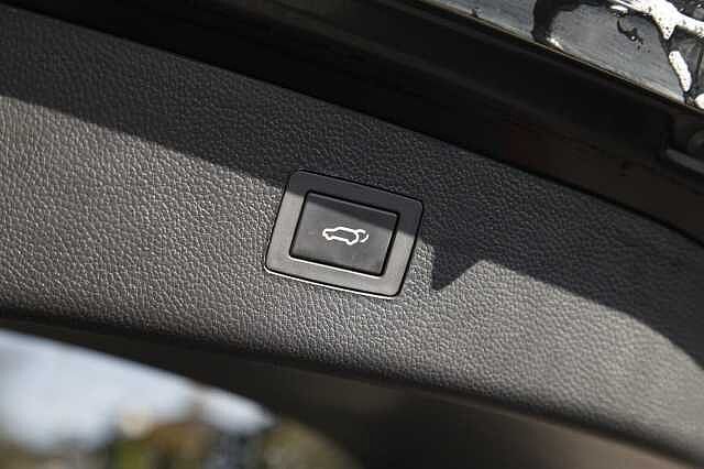 Hyundai I40 TOURER i40 1.7 CRDi Premium Blue Drive (141ps) Tourer Black