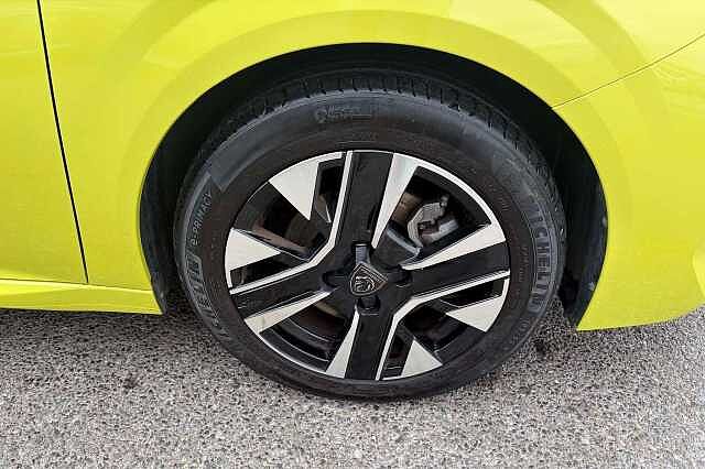 Peugeot 208 1.2 PureTech Allure Euro 6 (s/s) 5dr