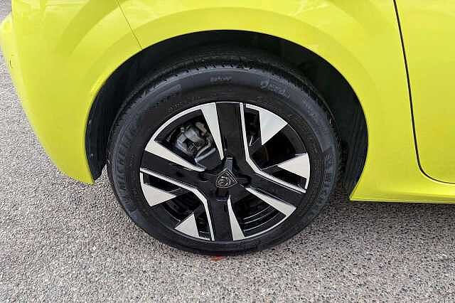Peugeot 208 1.2 PureTech Allure Euro 6 (s/s) 5dr