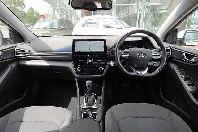 Hyundai IONIQ 1.6 GDi Plug-in Hybrid Premium 5dr DCT