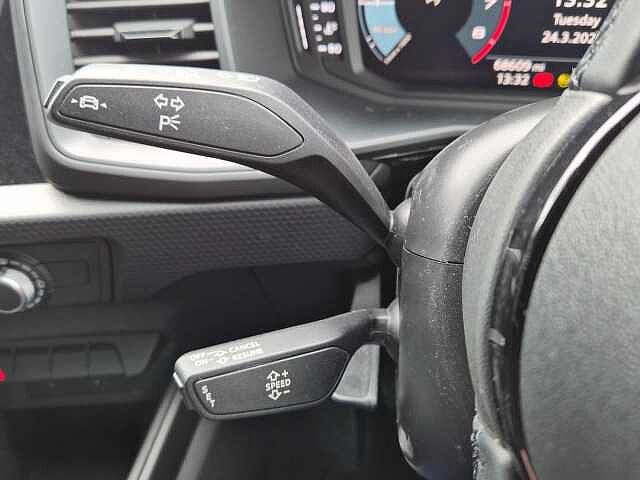 Audi A1 1.0 TFSI 25 Technik Sportback 5dr Petrol Manual Euro 6 (s/s) (95 ps)