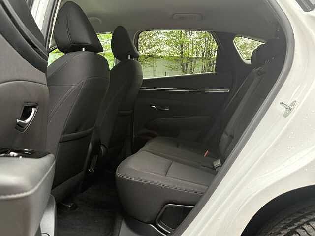 Hyundai TUCSON 1.6 h T-GDi 13.8kWh Premium Auto 4WD Euro 6 (s/s) 5dr White