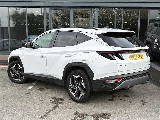 Hyundai TUCSON 1.6 h T-GDi 13.8kWh Premium Auto 4WD Euro 6 (s/s) 5dr White