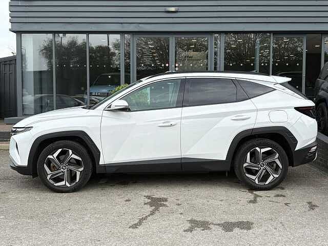 Hyundai TUCSON 1.6 h T-GDi 13.8kWh Premium Auto 4WD Euro 6 (s/s) 5dr White