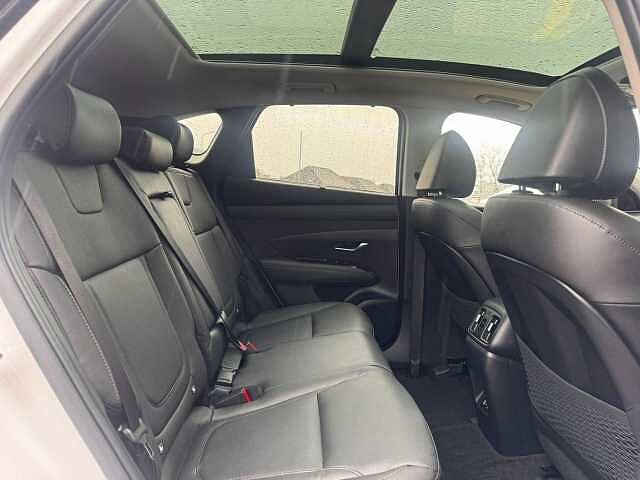 Hyundai TUCSON 1.6 T-GDi 13.8kWh Ultimate Auto Euro 6 (s/s) 5dr White