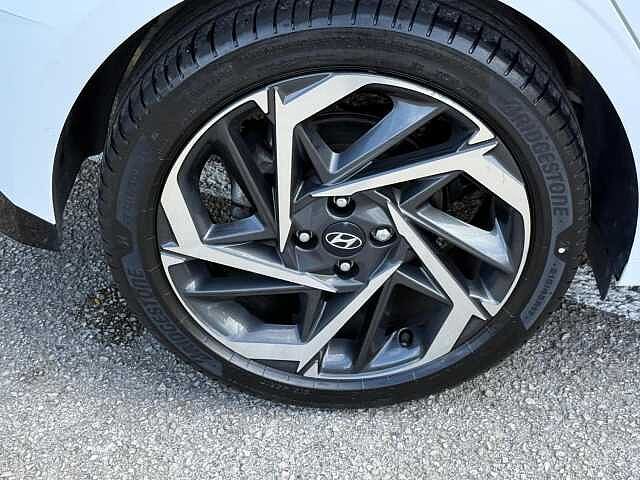 Hyundai I20 1.0 T-GDi MHEV Premium DCT Euro 6 (s/s) 5dr White