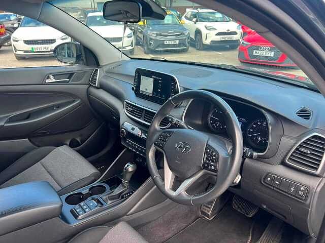 Hyundai TUCSON 1.6 CRDi MHEV SE Nav DCT Euro 6 (s/s) 5dr
