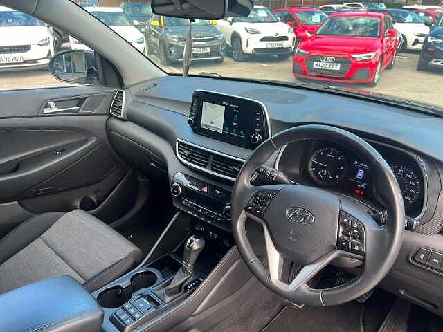 Hyundai TUCSON 1.6 CRDi MHEV SE Nav DCT Euro 6 (s/s) 5dr