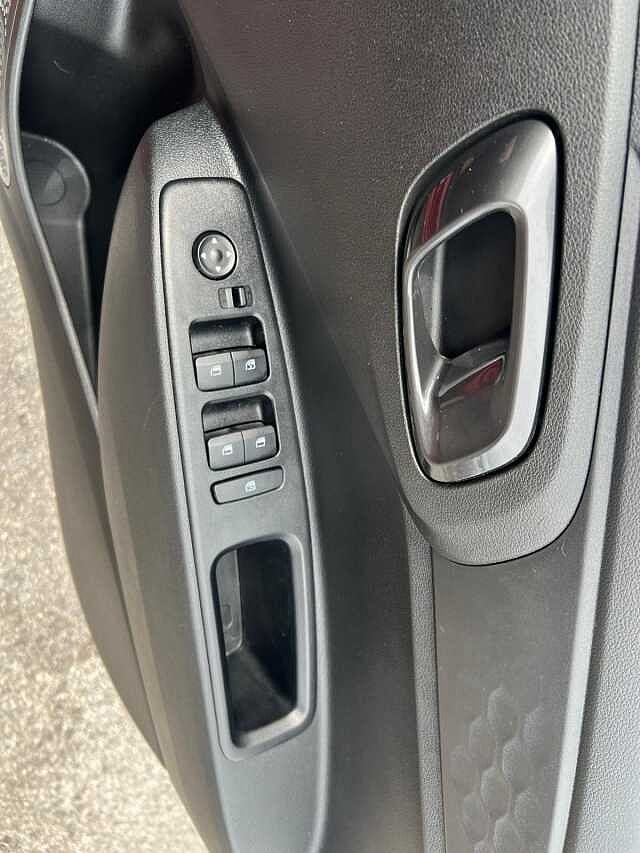 Hyundai i10 1.0 SE Connect Auto Euro 6 (s/s) 5dr