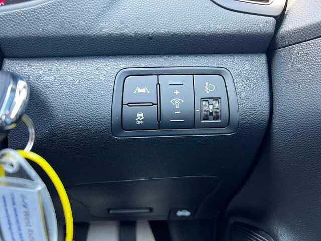 Hyundai i20 1.2 Play Euro 6 (s/s) 5dr