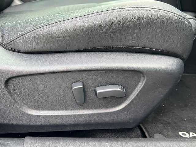 Nissan QASHQAI 1.3 DIG-T Tekna Euro 6 (s/s) 5dr Silver
