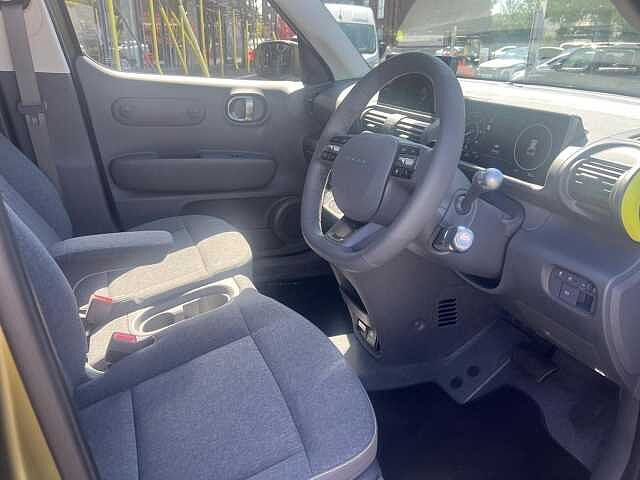Hyundai INSTER Long Range 49kWh Cross Auto 5dr