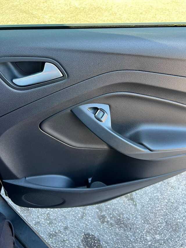 Ford Kuga 1.5 TDCi Zetec Euro 6 (s/s) 5dr