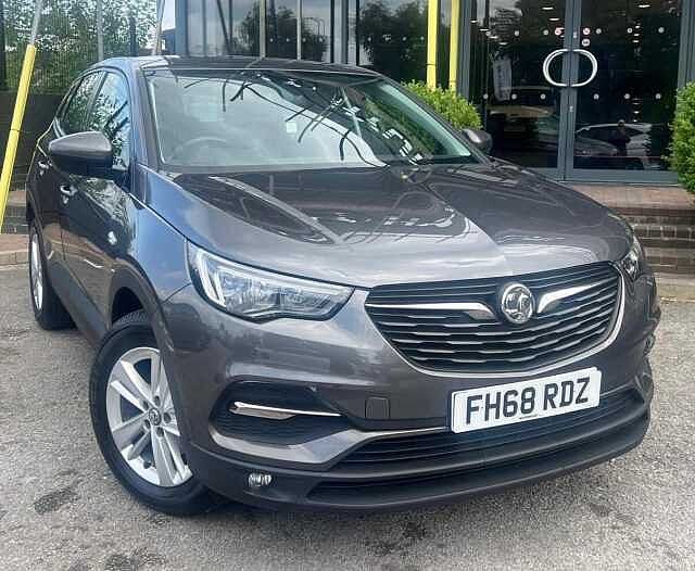 Vauxhall Grandland X 1.2 Turbo SE Auto Euro 6 (s/s) 5dr