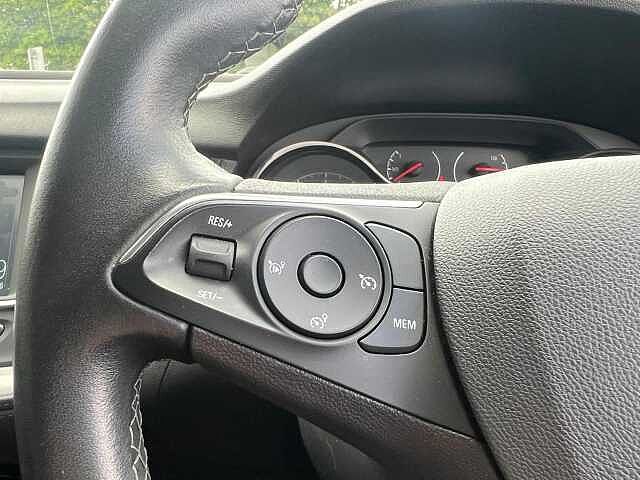Vauxhall Grandland X 1.2 Turbo SE Auto Euro 6 (s/s) 5dr
