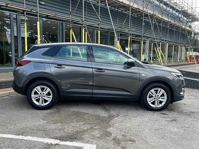 Vauxhall Grandland X 1.2 Turbo SE Auto Euro 6 (s/s) 5dr