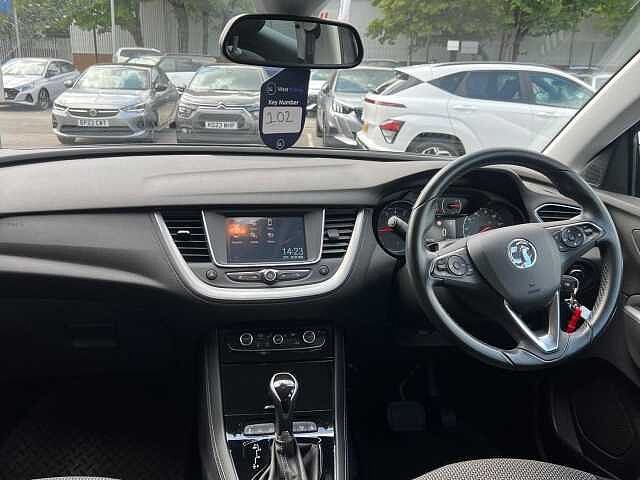 Vauxhall Grandland X 1.2 Turbo SE Auto Euro 6 (s/s) 5dr