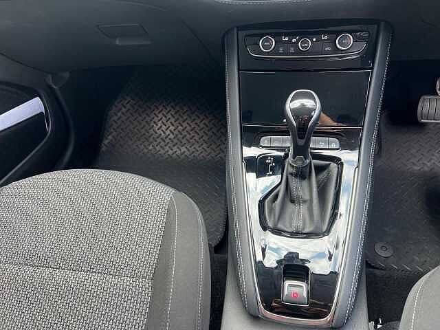 Vauxhall Grandland X 1.2 Turbo SE Auto Euro 6 (s/s) 5dr