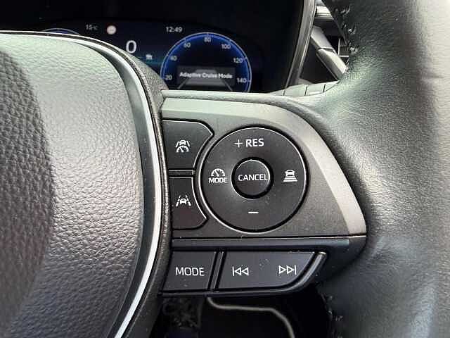 Toyota Corolla 2.0 VVT-h Design Touring Sports CVT Euro 6 (s/s) 5dr