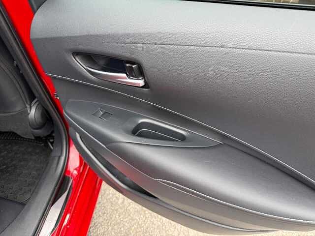Toyota Corolla 2.0 VVT-h Design Touring Sports CVT Euro 6 (s/s) 5dr