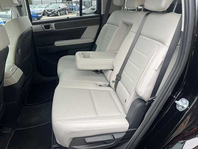 Hyundai SANTA FE 1.6 h T-GDi Premium Auto 4WD Euro 6 (s/s) 5dr (7Seat) Abyss Black