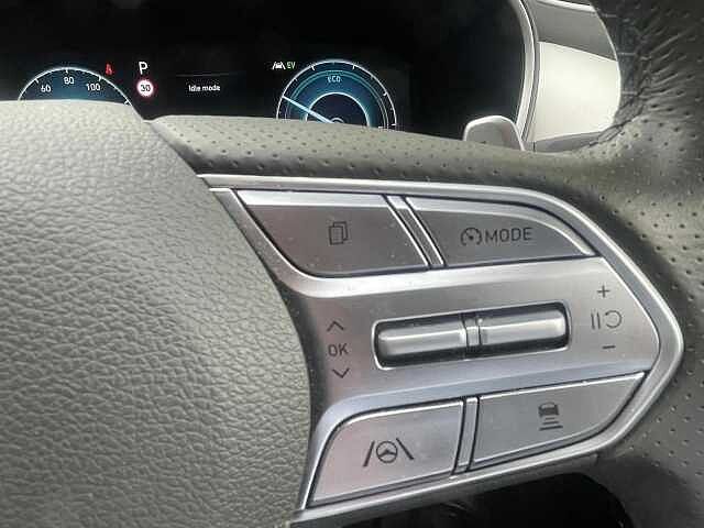 Hyundai SANTA FE 1.6 h T-GDi Ultimate Auto 4WD Euro 6 (s/s) 5dr Grey