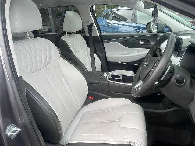 Hyundai SANTA FE 1.6 h T-GDi Ultimate Auto 4WD Euro 6 (s/s) 5dr Grey