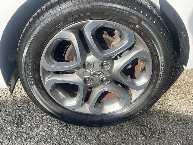 Hyundai i20 1.2 Play Euro 6 (s/s) 5dr