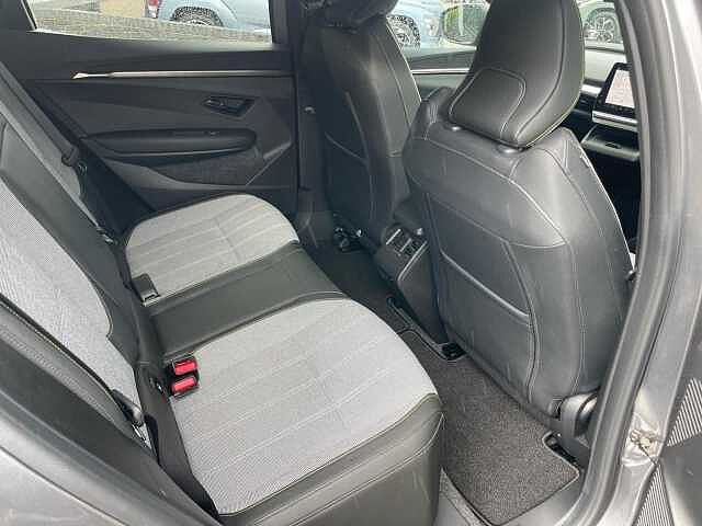Renault Megane E-Tech 60kWh iconic Auto 5dr (optimum charge)