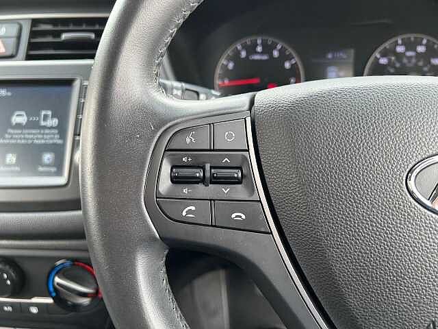 Hyundai I20 1.2 SE Launch Edition Euro 6 (s/s) 5dr Black