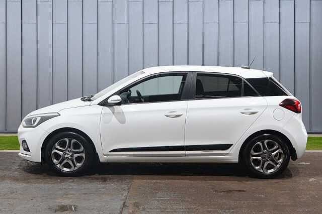 Hyundai I20 1.2 Premium Nav Euro 6 (s/s) 5dr White