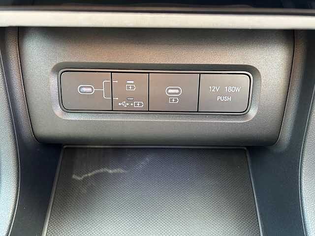 Hyundai TUCSON 1.6 T-GDi 13.8kWh Premium Auto Euro 6 (s/s) 5dr Black