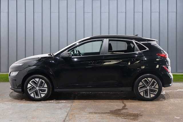 Hyundai KONA 64kWh Premium Auto 5dr (10.5kW Charger)