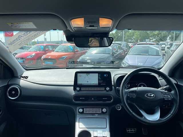 Hyundai KONA 64kWh Premium Auto 5dr (10.5kW Charger) Black