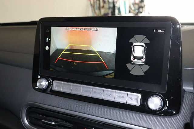 Hyundai KONA 64kWh Premium Auto 5dr (10.5kW Charger)