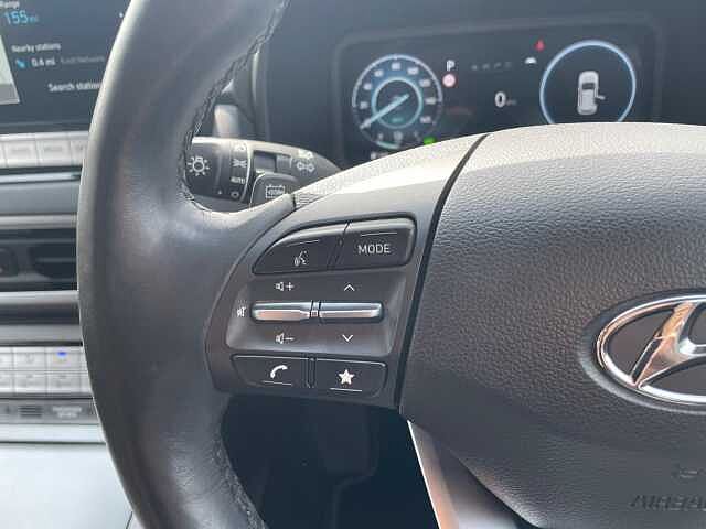 Hyundai KONA 64kWh Premium Auto 5dr (10.5kW Charger) Black