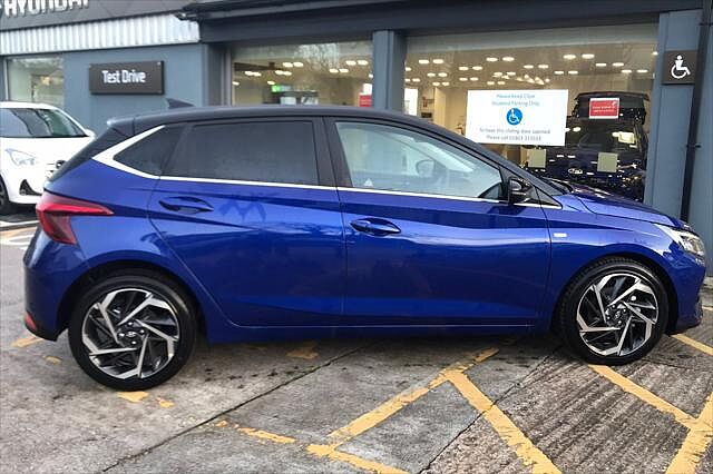 Hyundai I20 5dr Hat 1.0 T-gdi 48v 100 Ultimate Intense Blue + Black Roof