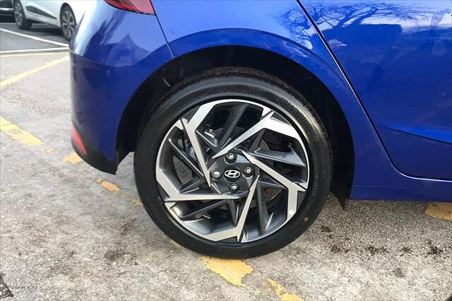 Hyundai I20 5dr Hat 1.0 T-gdi 48v 100 Ultimate Intense Blue + Black Roof