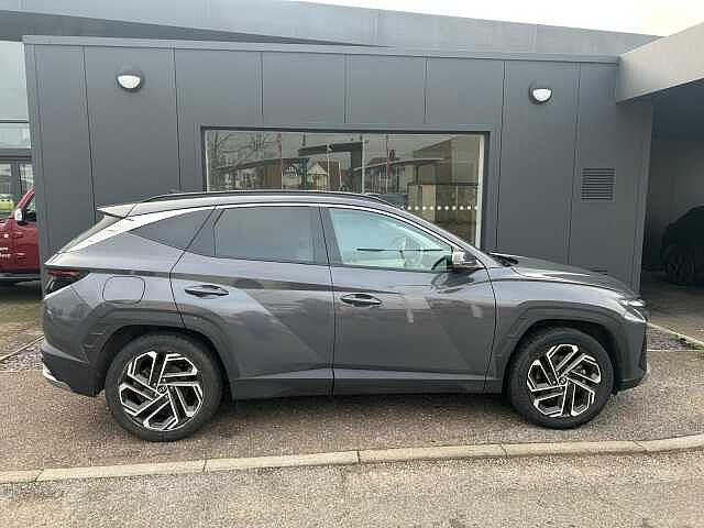 Hyundai TUCSON 1.6T Plug-in Hybrid Ultimate 5dr Auto Ectrnc Gry Prl