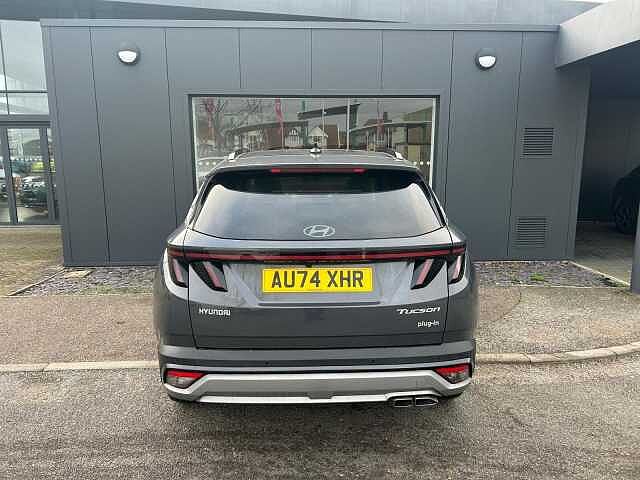 Hyundai TUCSON 1.6T Plug-in Hybrid Ultimate 5dr Auto Ectrnc Gry Prl