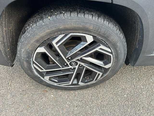 Hyundai TUCSON 1.6T Plug-in Hybrid Ultimate 5dr Auto Ectrnc Gry Prl