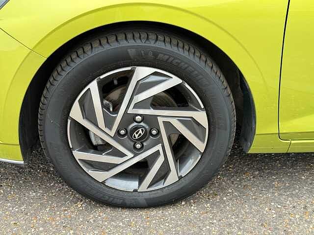 Hyundai i20 1.0T GDi Advance 5dr