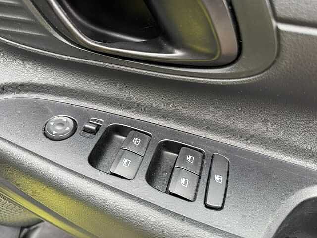 Hyundai i20 1.0T GDi Advance 5dr