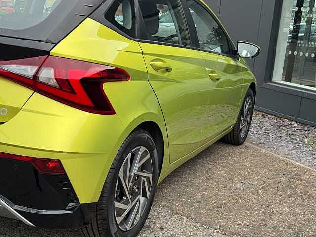 Hyundai i20 1.0T GDi Advance 5dr
