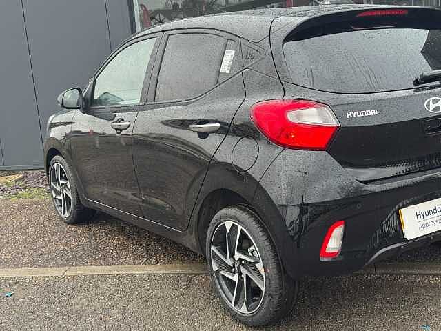 Hyundai i10 1.2 [79] Premium 5dr [Nav]
