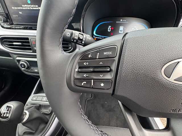 Hyundai i10 1.2 [79] Premium 5dr [Nav]