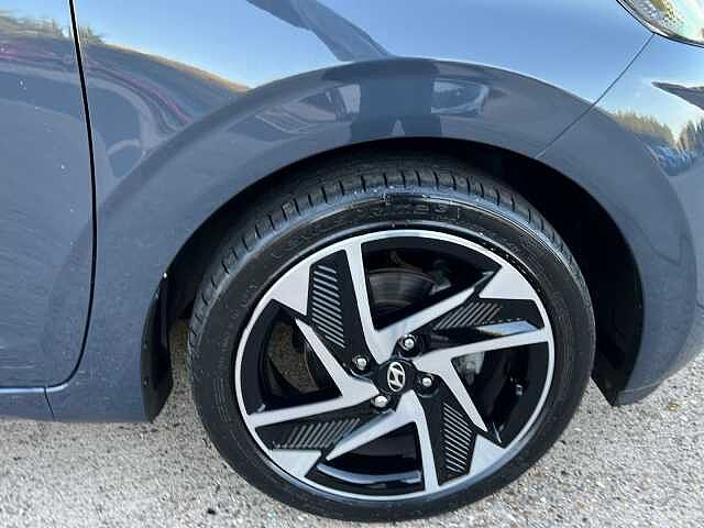 Hyundai i10 1.0 MPi Premium 5dr